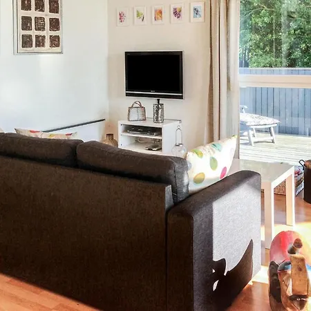 Cozy In With Kitchen Semesterbostad
